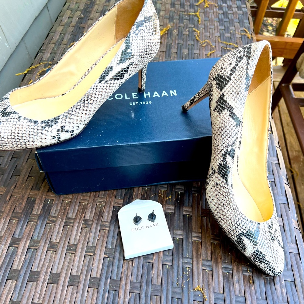 Cole Haan snakeskin pumps size 10.5